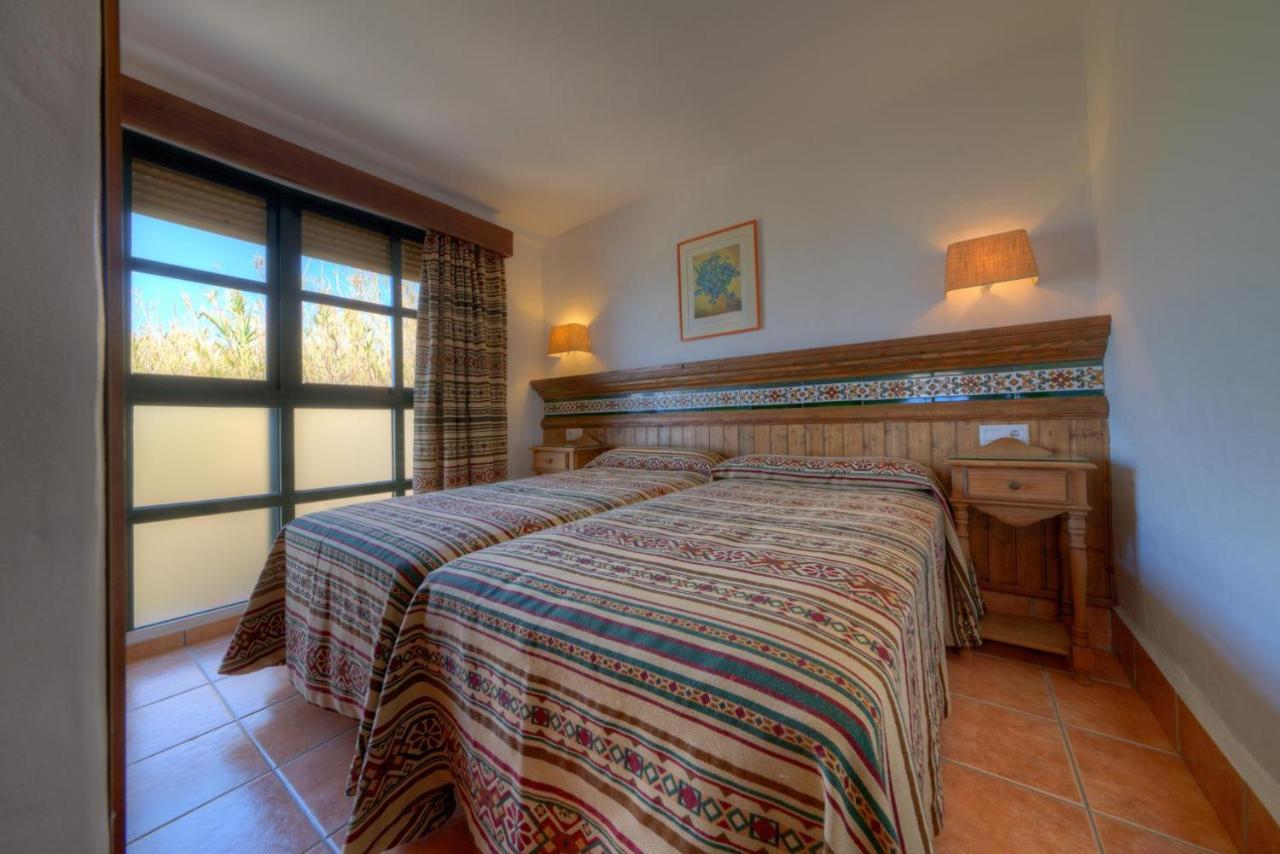 Apartamentos El Roqueo Conil De La Frontera Exterior foto