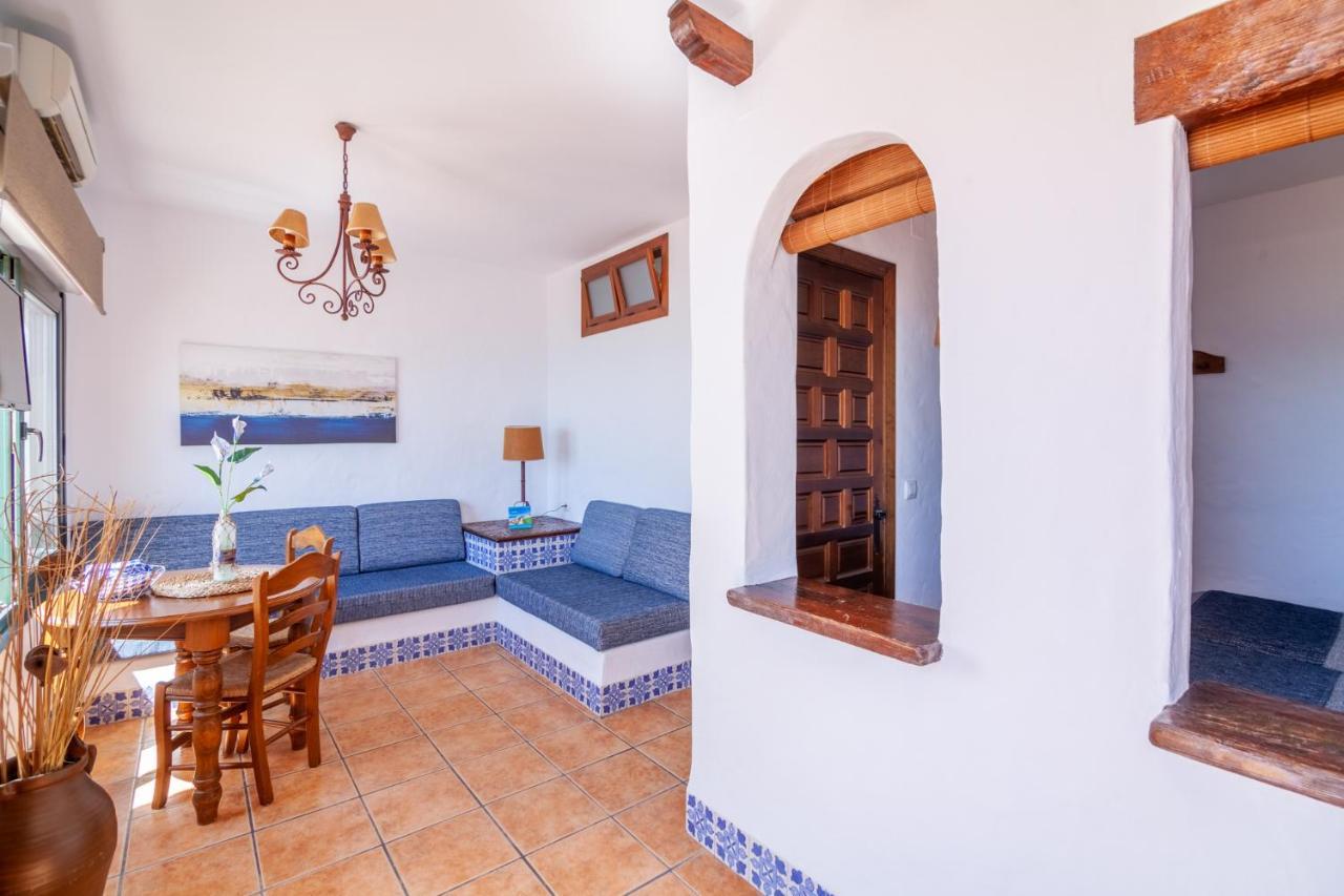 Apartamentos El Roqueo Conil De La Frontera Exterior foto