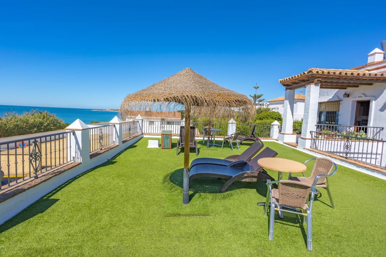 Apartamentos El Roqueo Conil De La Frontera Exterior foto