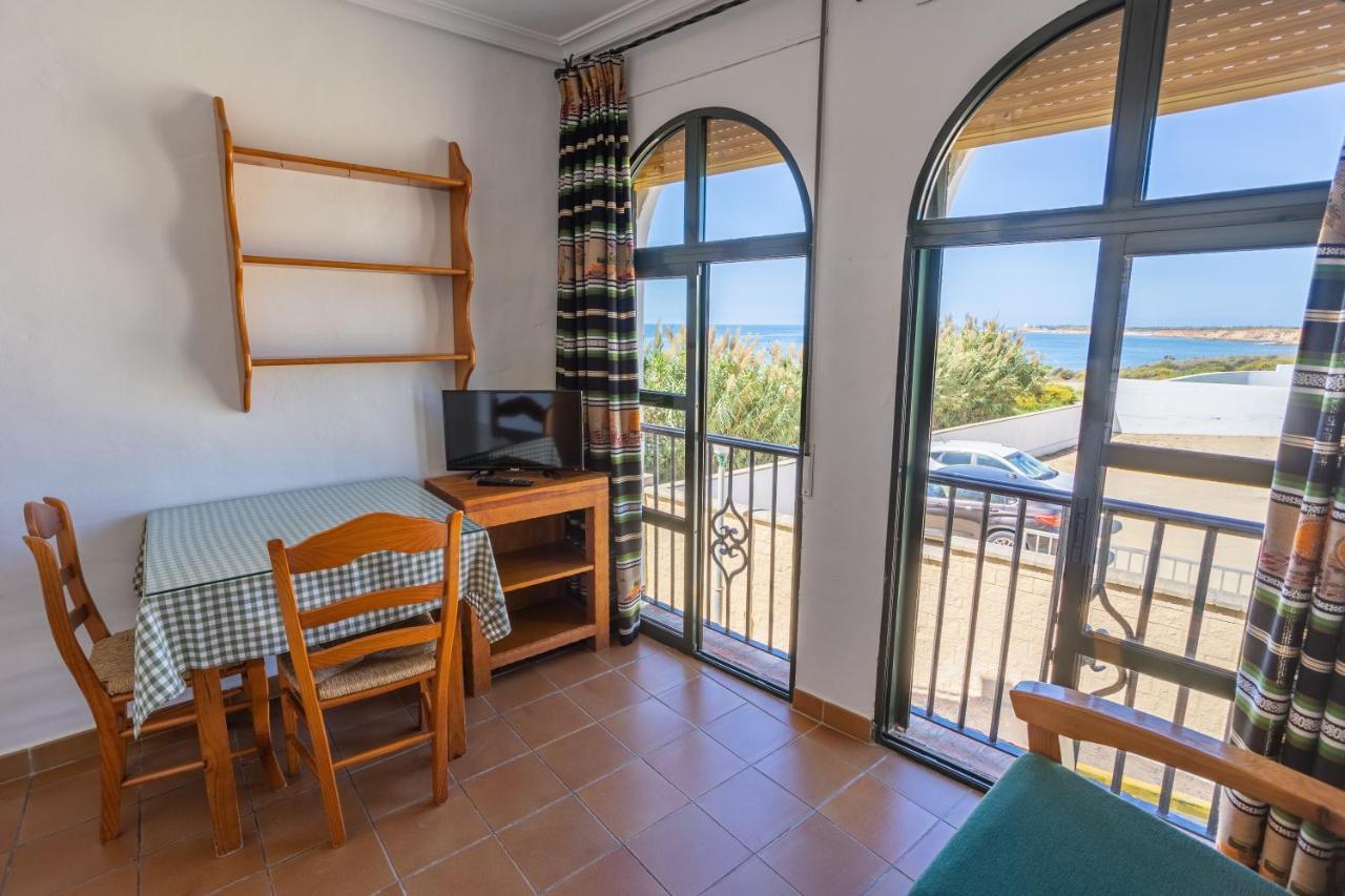 Apartamentos El Roqueo Conil De La Frontera Exterior foto