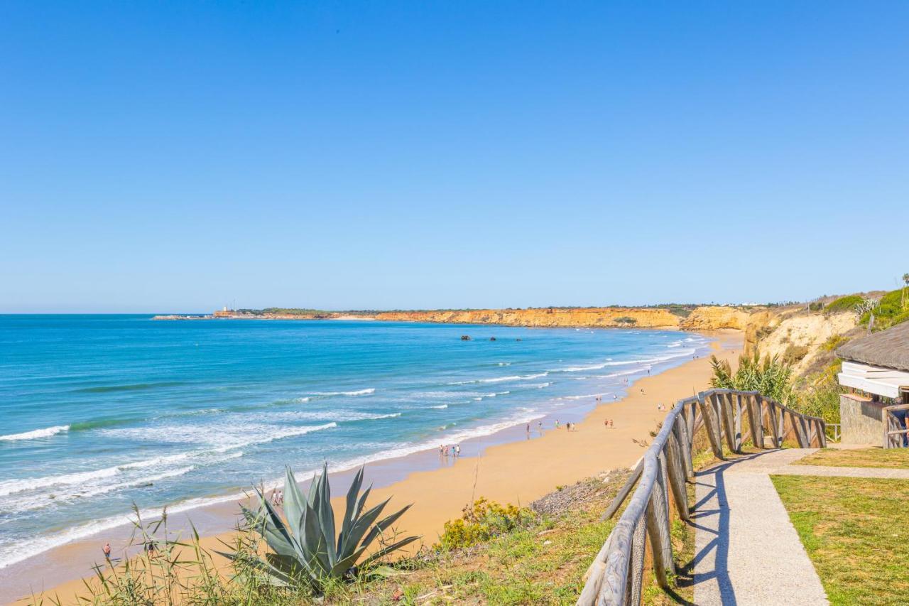Apartamentos El Roqueo Conil De La Frontera Exterior foto