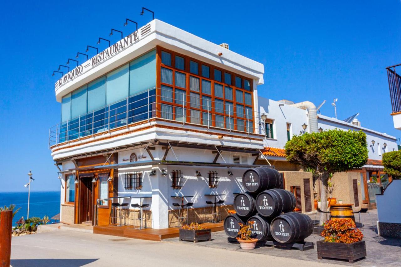 Apartamentos El Roqueo Conil De La Frontera Exterior foto