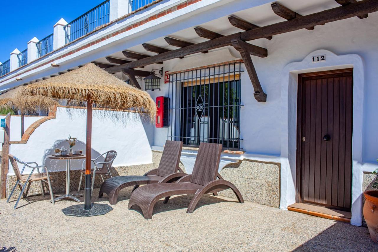 Apartamentos El Roqueo Conil De La Frontera Exterior foto