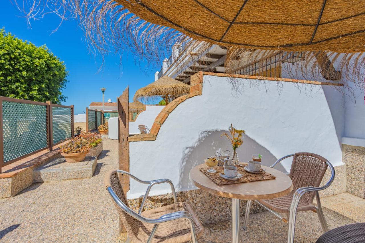 Apartamentos El Roqueo Conil De La Frontera Exterior foto